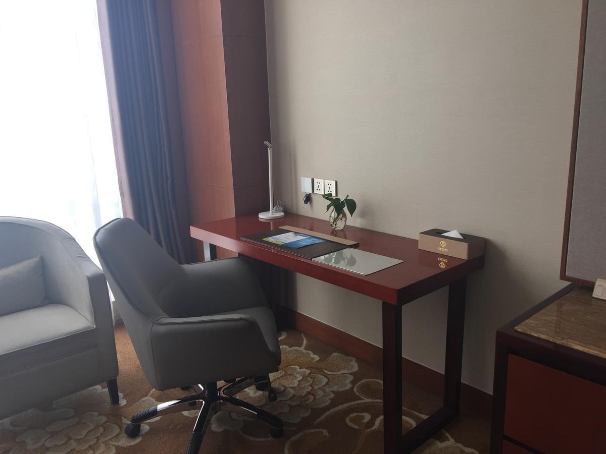Xining Sapphire Hotel Esterno foto